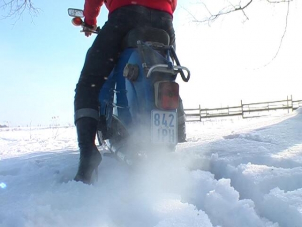 Schnee-Moped??
